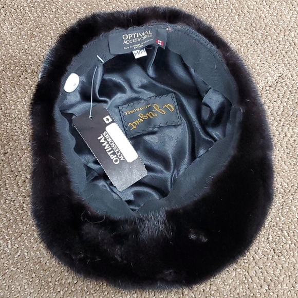 Black Mink Fur Kangol Hat - Picture 3 of 3
